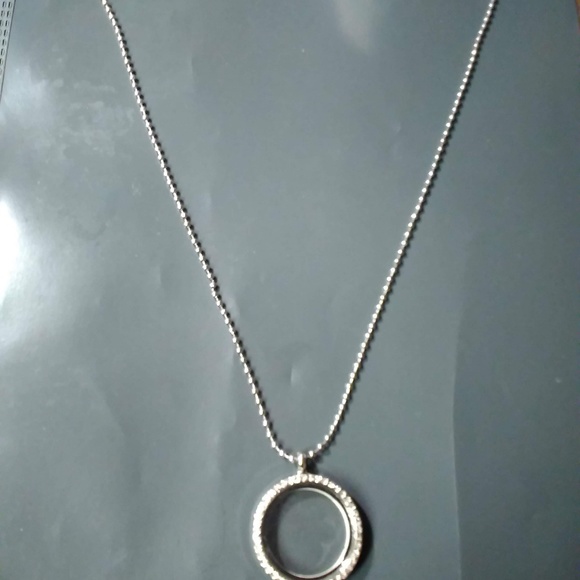 Floating lockets - Picture 2 of 8